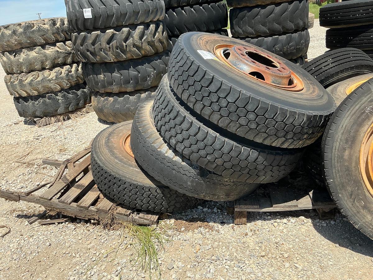 Used Steel Mark Radial Tires