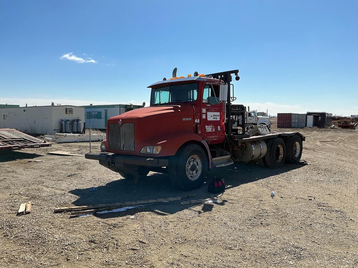 Used International Semi Winch Truck 