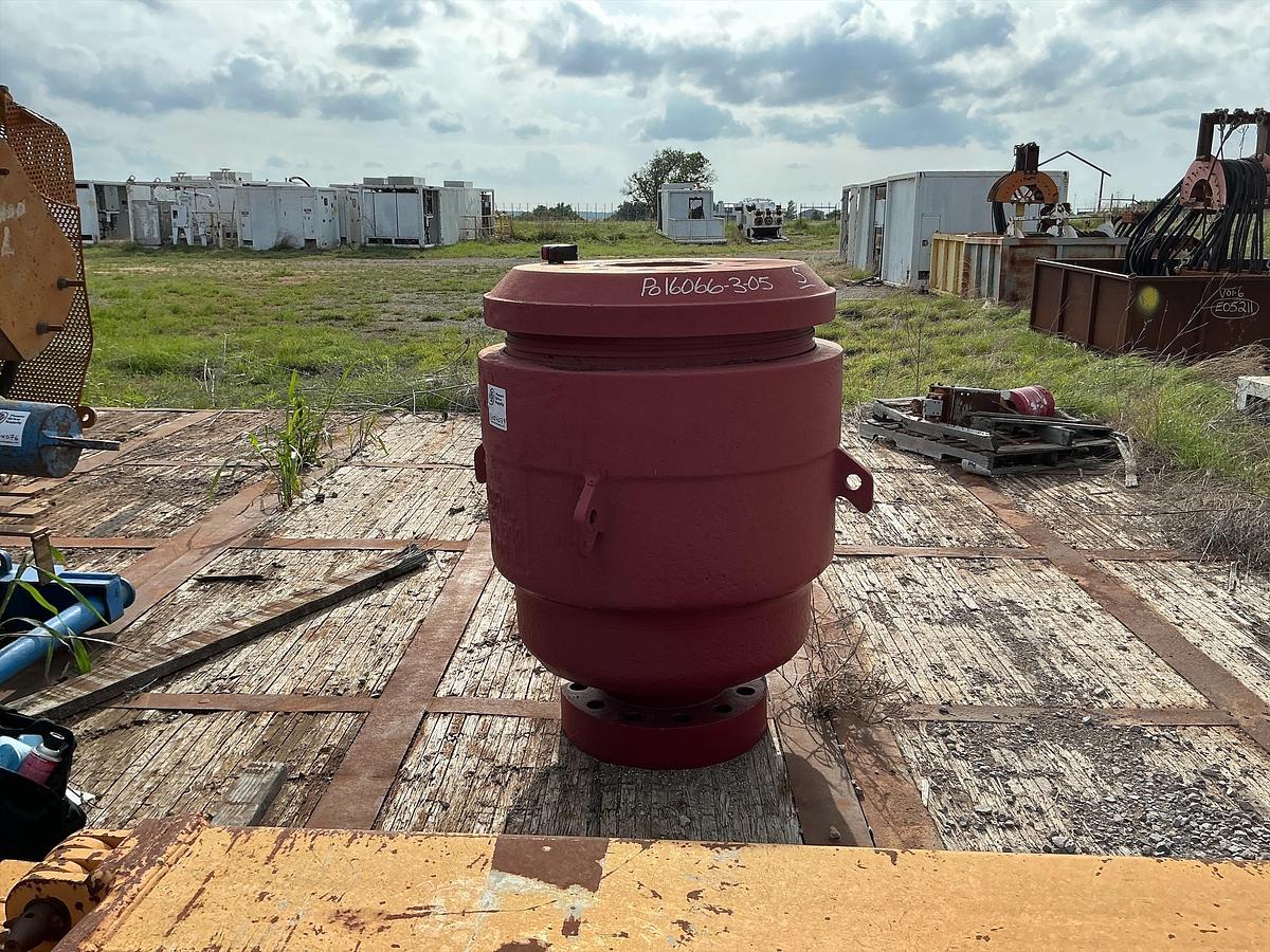Used Hydril 11x5000 Annular BOP