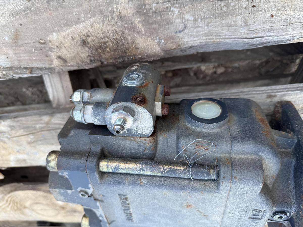 Used Hawe Hydraulic Piston Pump V60N-090, Ingersoll Rand Air Starter & Electric Pump