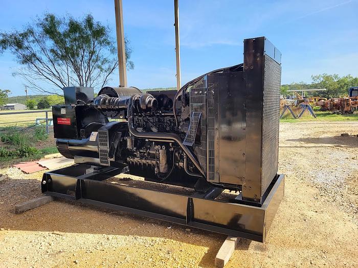Used Perkins Diesel 500KW Taylor Gen Set Skidded