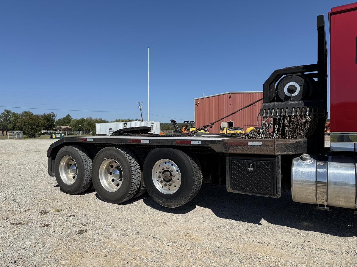 Used 2020 Western Star 4900SB Winch Truck w/Conventional Sleeper