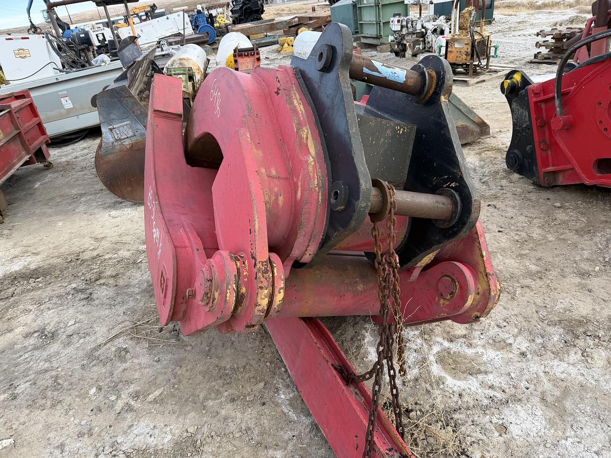 Used Scrap Claw Excavator Attachment
