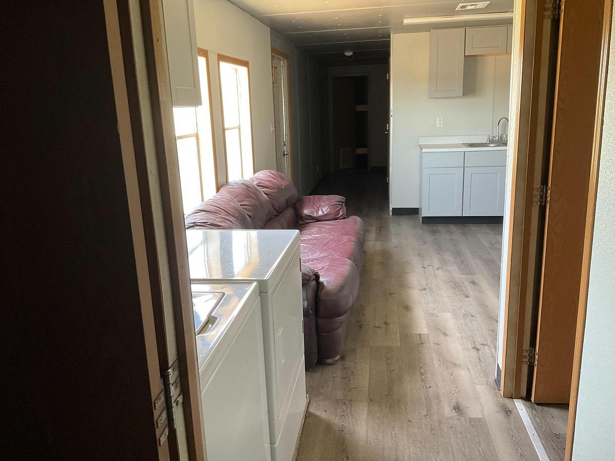 Used Ameritech 3 Bdrm 2 Bth Man Camp