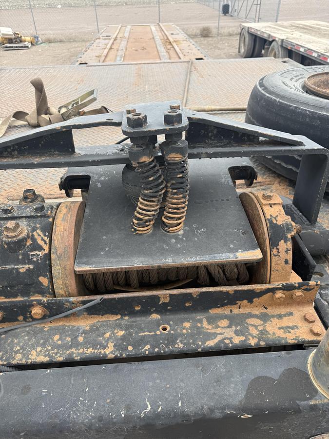 Used 1999 Landoll 50 Ton Tilt-Deck 