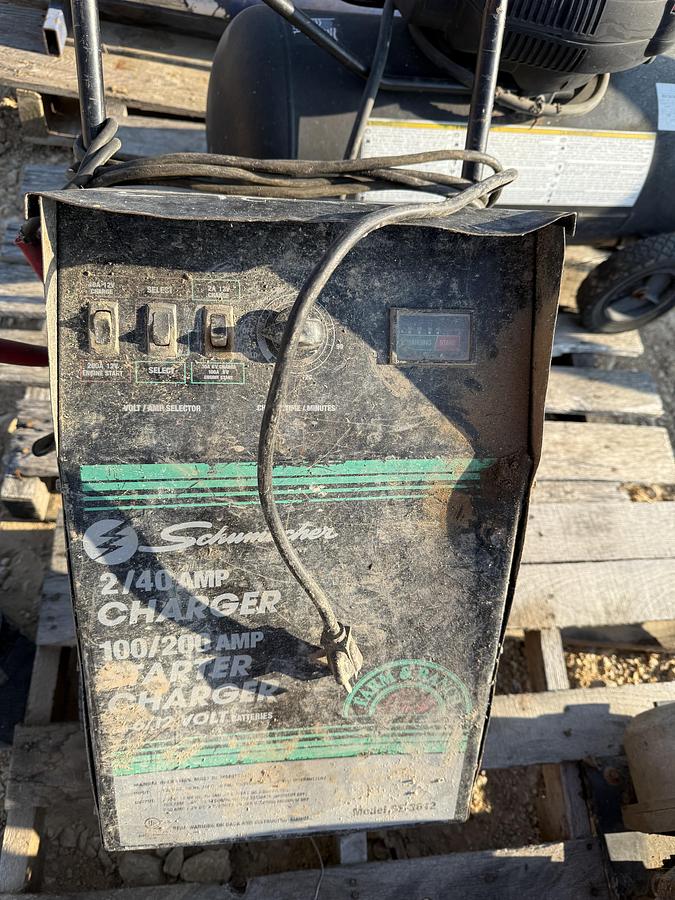 Used Lincoln Electric AC-225 ARC Welder W/Leads & Pallet Contents