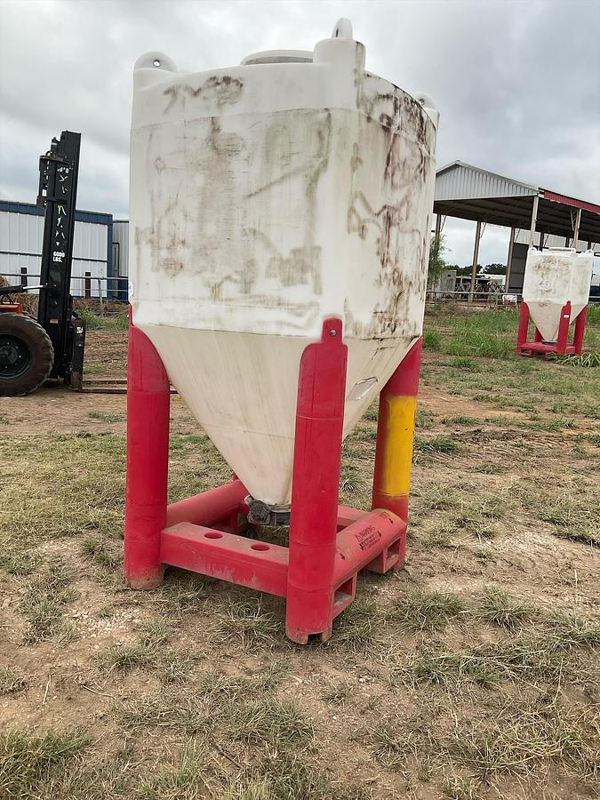 Used Snyder Flow Master Hopper