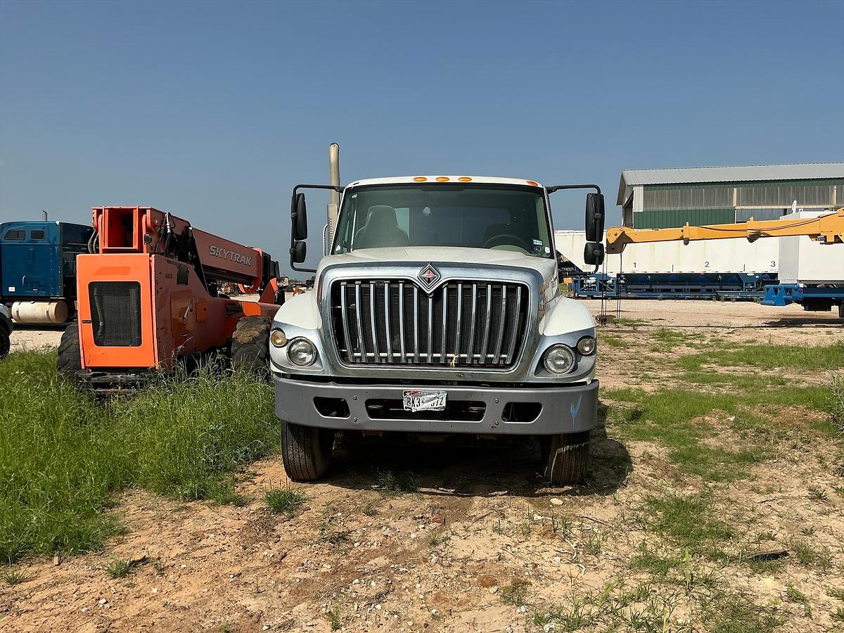 Used 2008 International 7300 SBA 4x2
