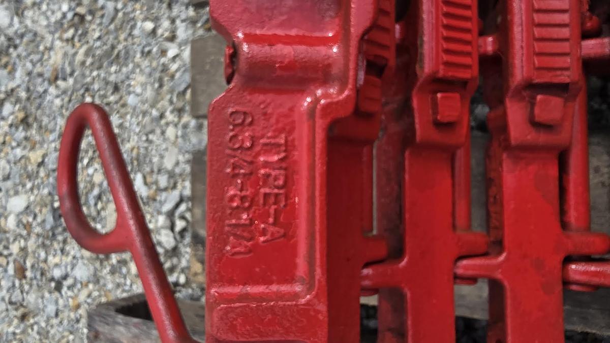 Used 6 3/4- 8 1/4 Type A Drill Collar Slips