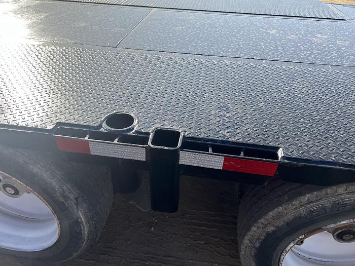 Used 2010 Dorsey 3 axle rolling tail trailer