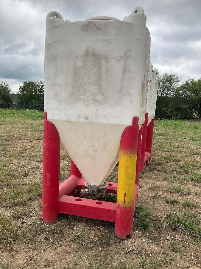 Used Snyder Flow Master Hopper