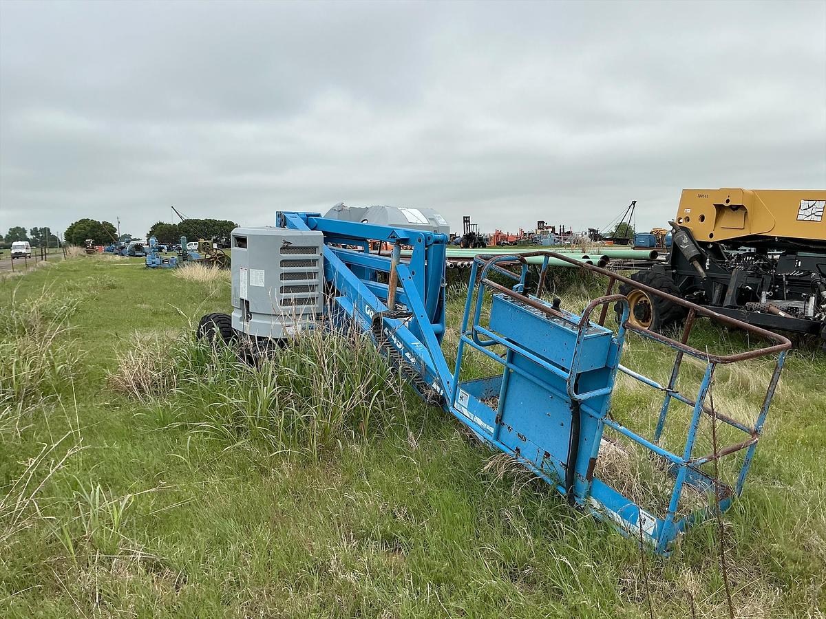 Used Genie Boom Man Lift 