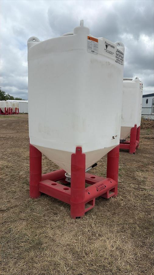 Used Snyder Flow Master Hopper 