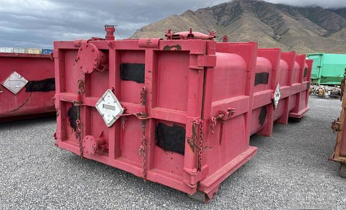 Used Vacuum Box 30 yd