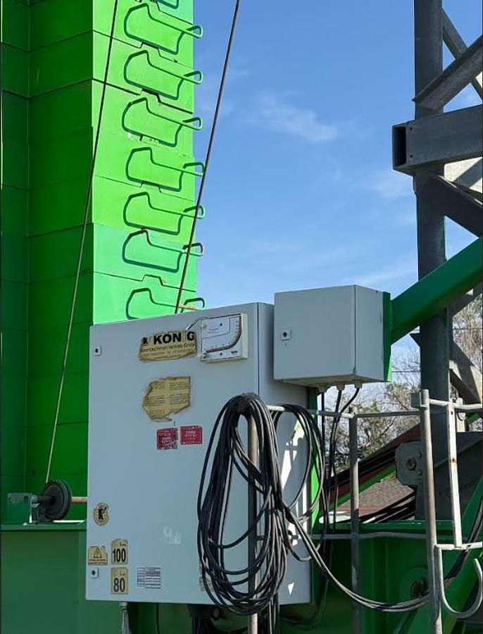 Used 2006 Koenig K-70 4.4-Ton Self-Erecting Tower Crane