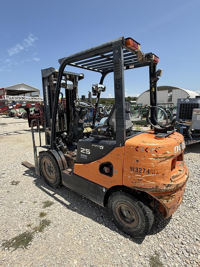 Used Doosan G25P-5 Forklift