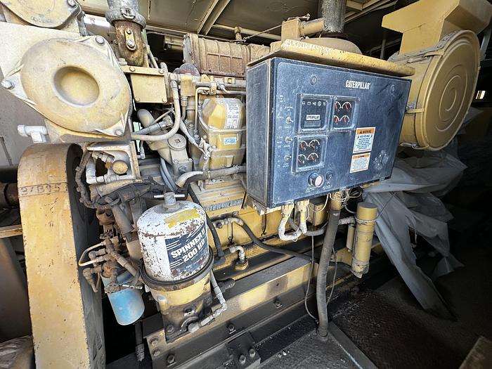 Used 2001 CAT 3508-B 800KW Generator