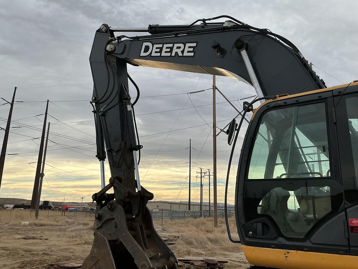 Used 2015 DEERE 350G-LC