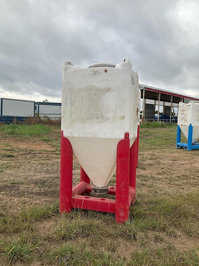 Used Snyder Flow Master Hopper