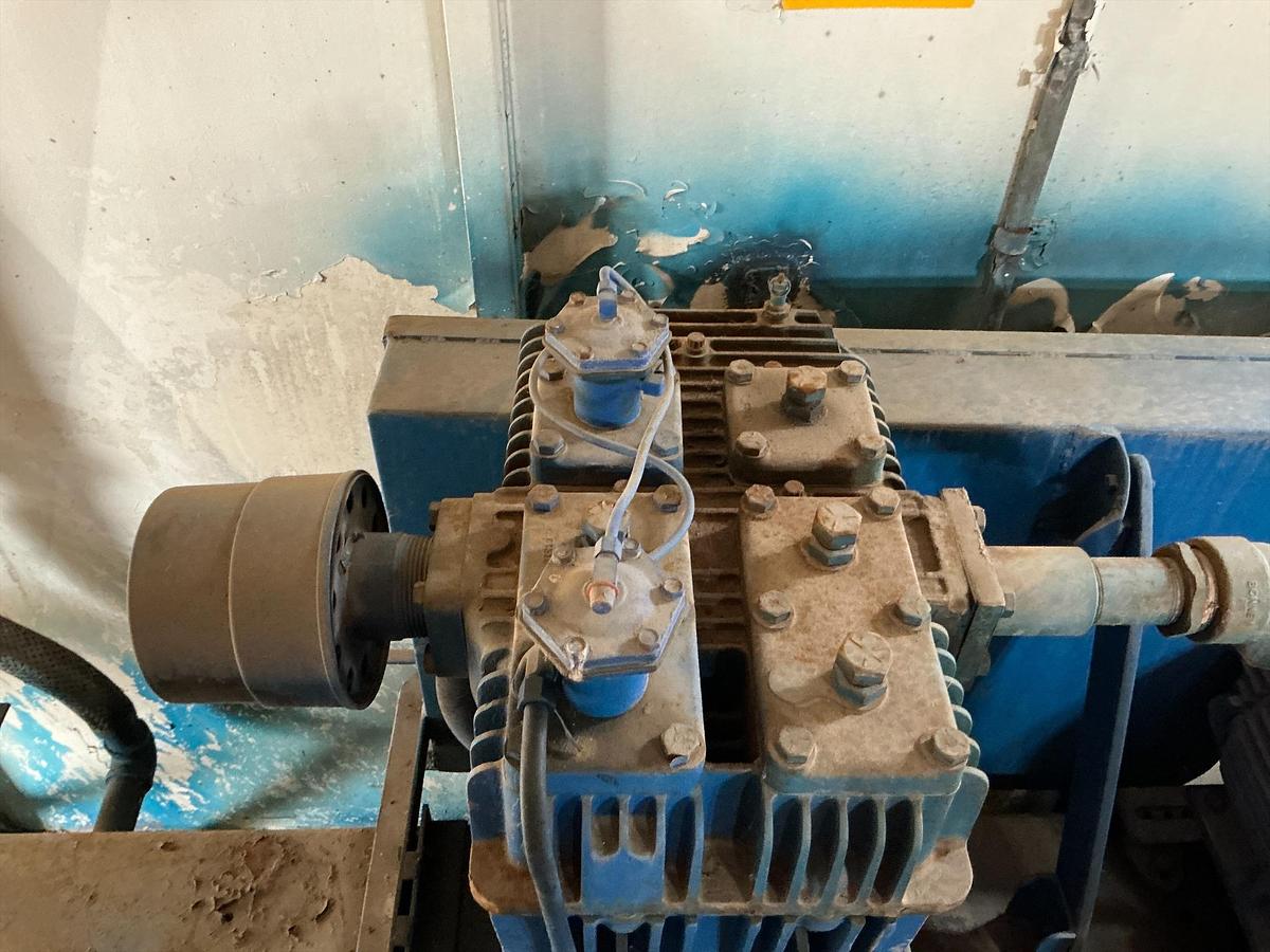 Used Cat Generator, Skid, (With Air Compressors)
