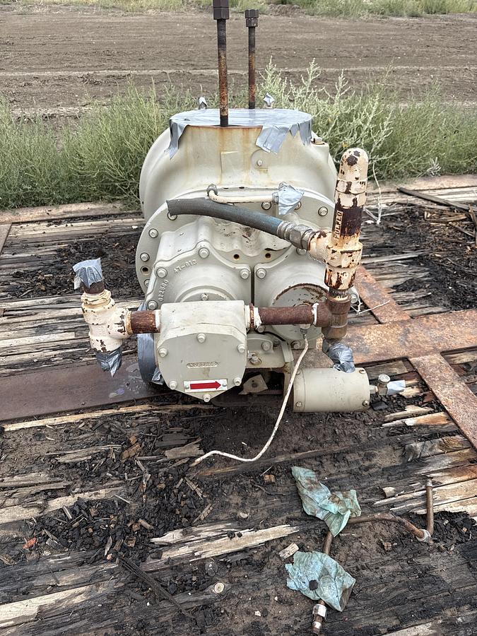 Used SULLAIR Screw compressor