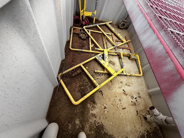 Used Mud Tank 230 BBL With Shaker