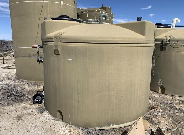 Used 3500 Gallon Tank