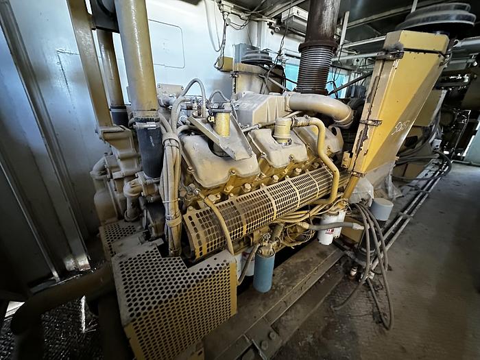 Used 2001 Cat 3508-B 800KW Generator