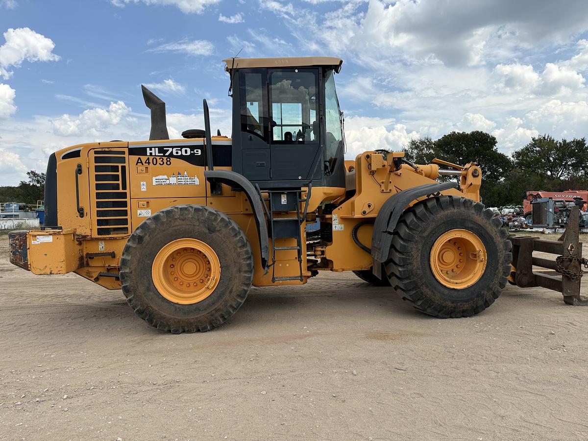 Used Hyundai HL760-9 Wheel Loader