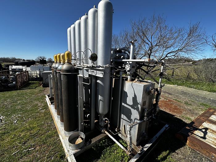 Used Accumulator Six station closing unit