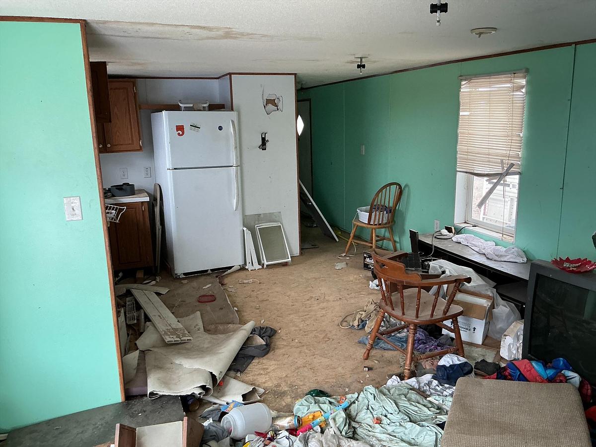 Used Crew House (Mobile Home)