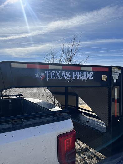 Used 2018 Texas Pride Tandem Axle Gooseneck Flatbed