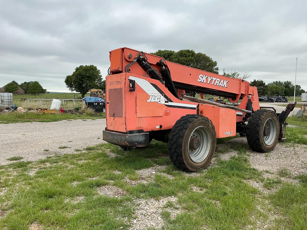 Used JLG Sky Trak 10042 Telehandler 