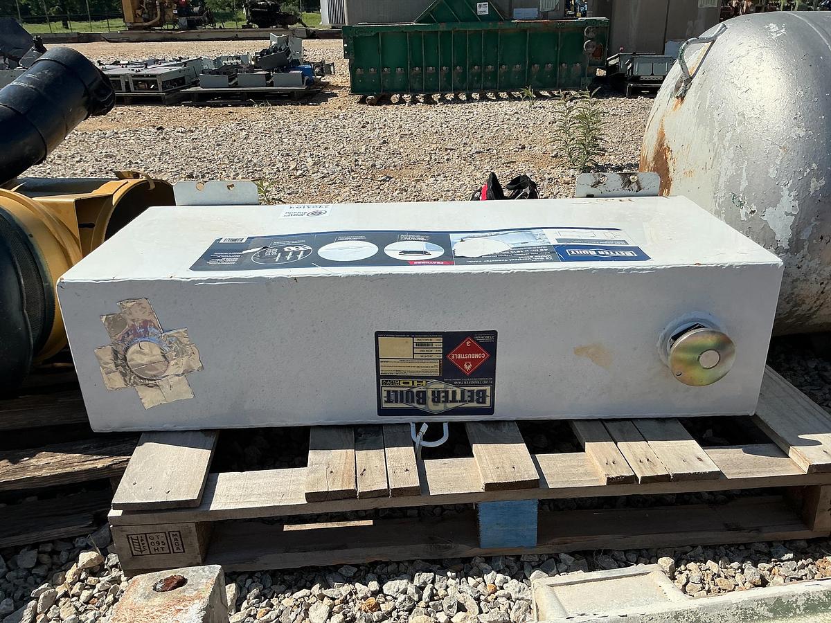 Used Better Built Vertical Transfer Tank