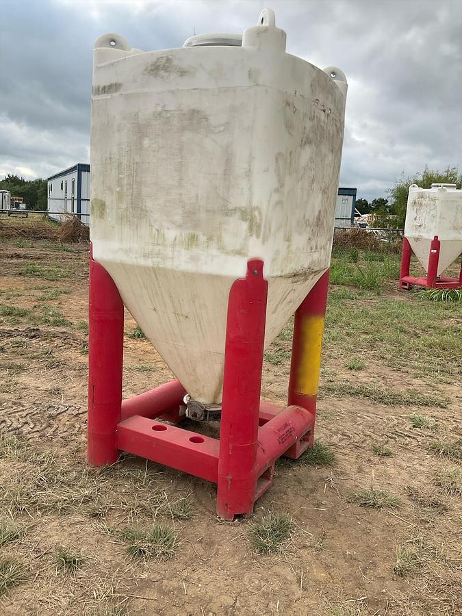 Used Snyder Flow Master Hopper