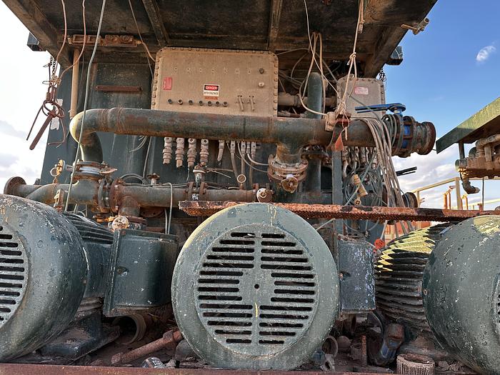 Used 2012 MUD PIT SYSTEMS 400 BBL MUD TANK WITH SHAKERS