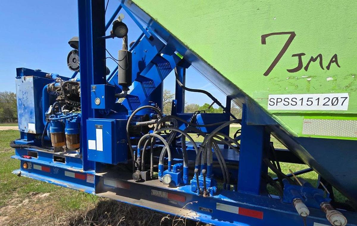 Used 2012 APPCO FS-40 T/A SAND HOG TRAILER