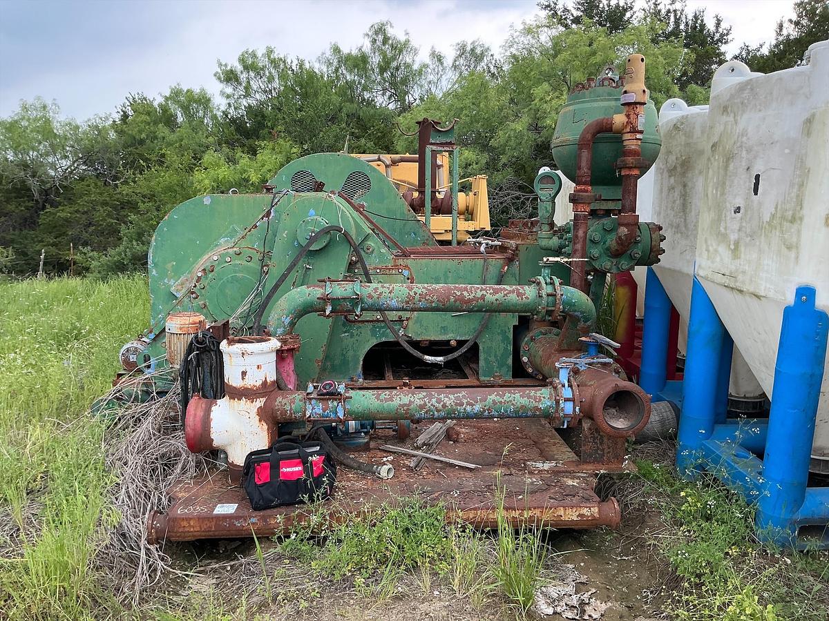 Used Cat D398 PC Diesel Engine Mud Pump on Skid