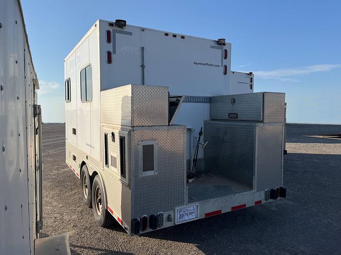 Used 2006 Aluminum Trailer Enclosed T/A 20 ft