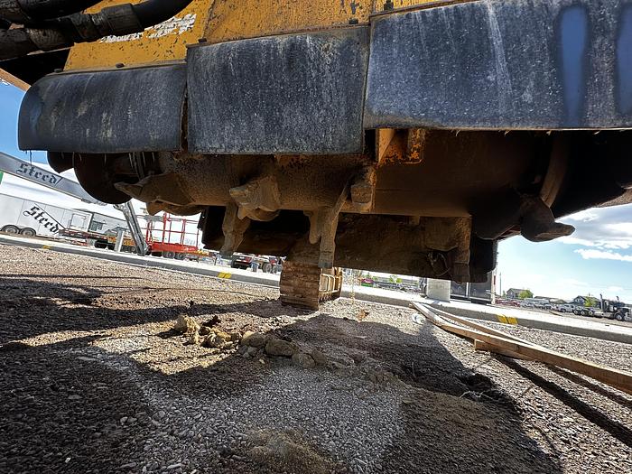 Used 1996 Gomaco GT-3600 Curb & Gutter Machine