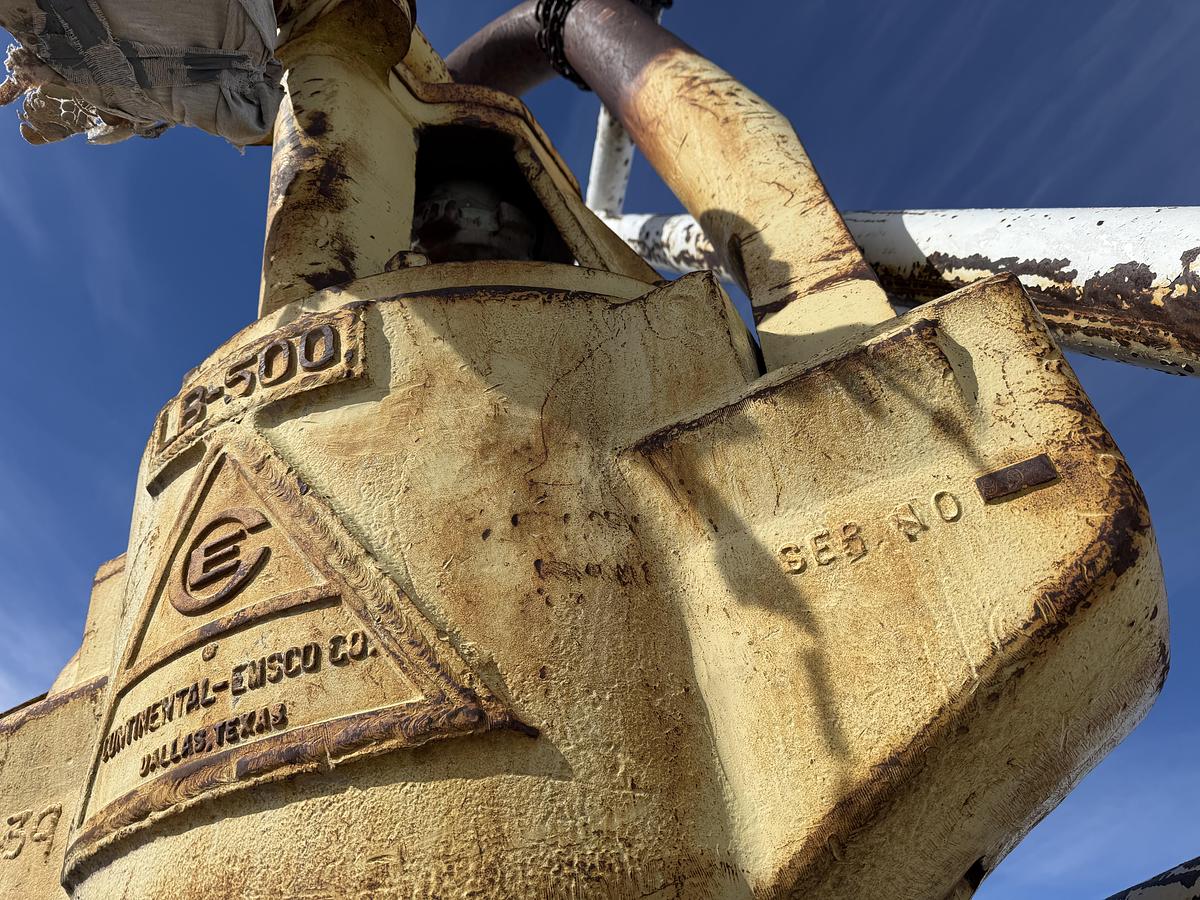 Used Emsco 250 Ton Swivel