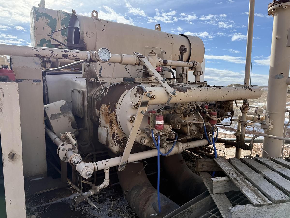 Used AJAX YK11 DAE Methane Compressor Unit