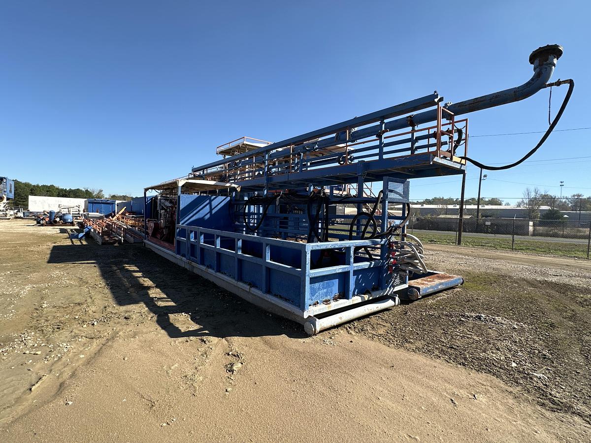 Refurbished NOV IDEAL RIG 1500 HP WALKING DRILL RIG