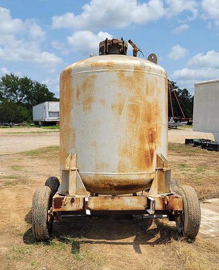 Used Sandblasting Large Trailered Sandblasting Pot