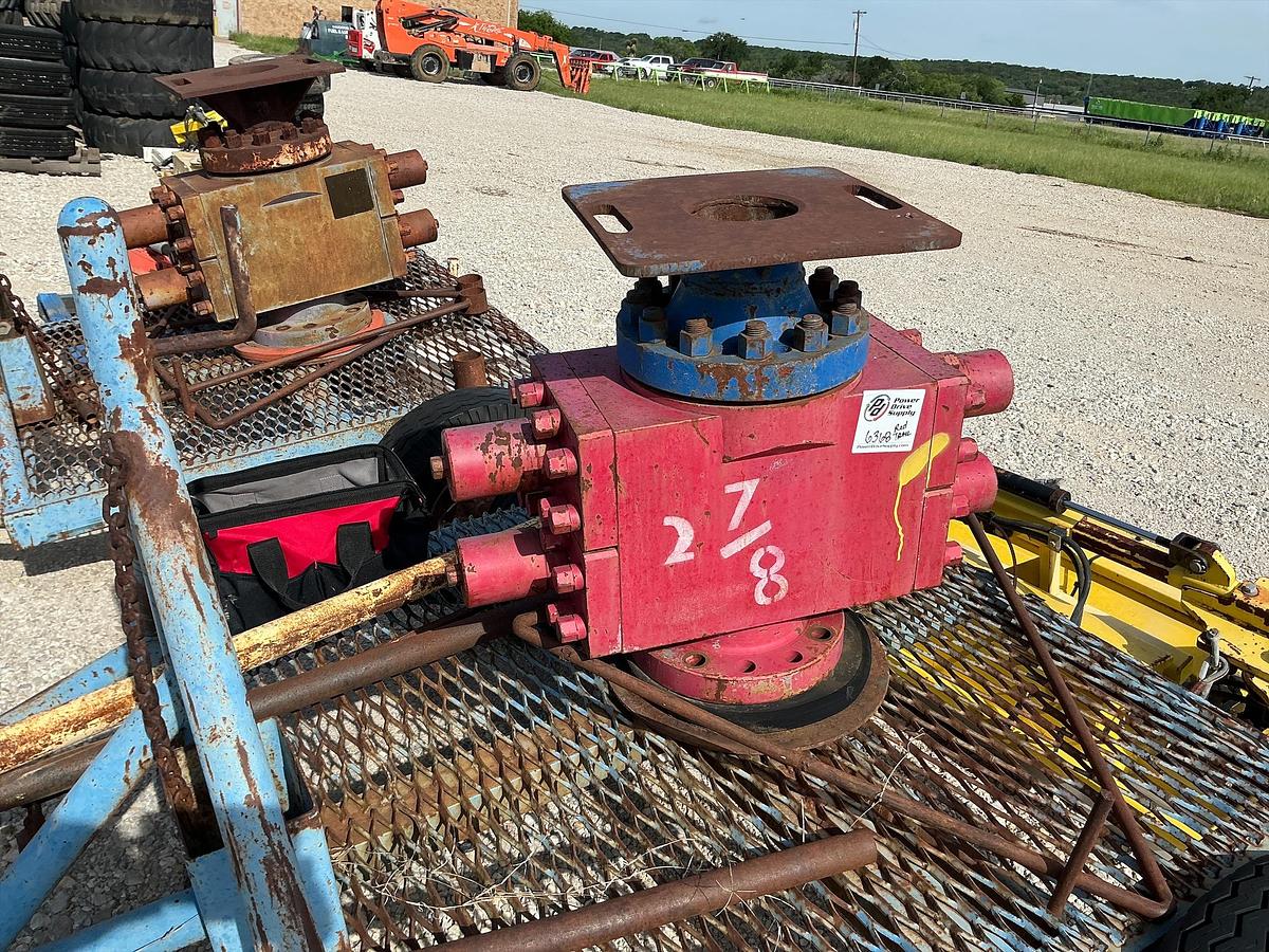 Used Manual Double Shutter BOP Trailered