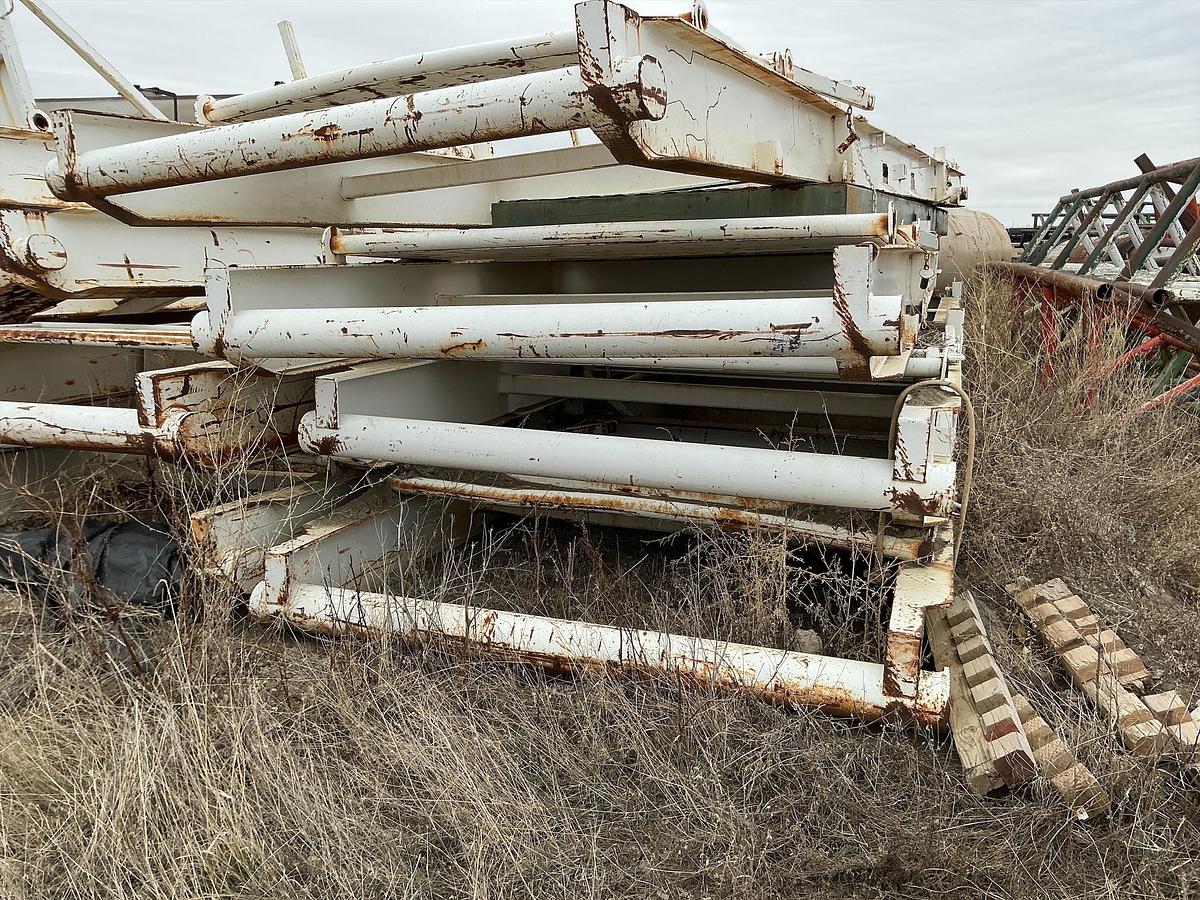 Used Welded Steel Pipe Tub, Skids 