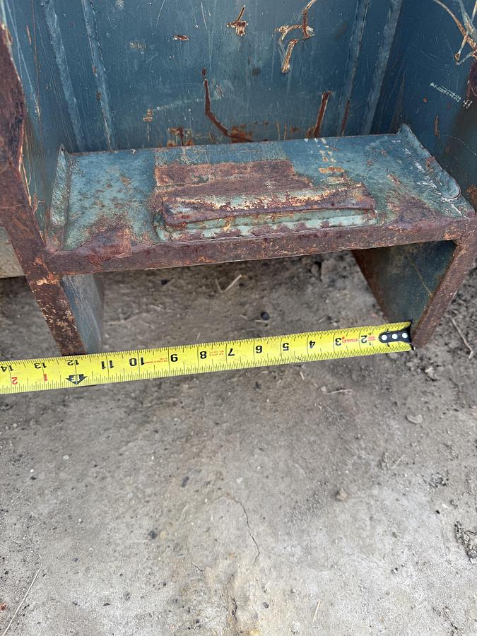 Used 2008 GEHL 8FT Bucket