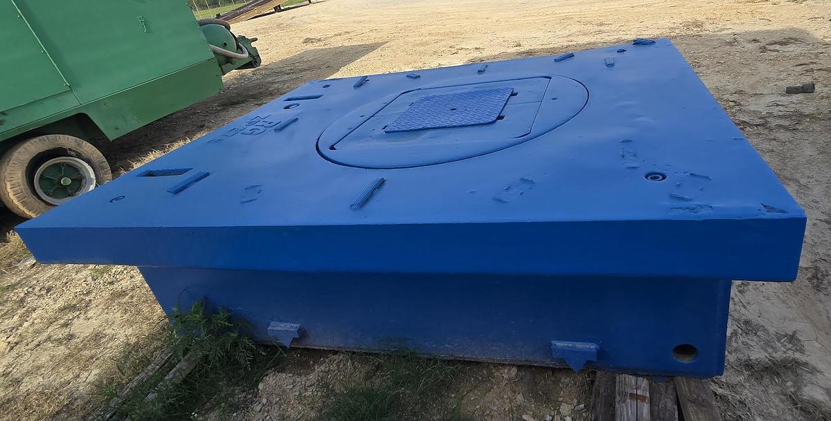 Used RG ZP275 Rotary Table