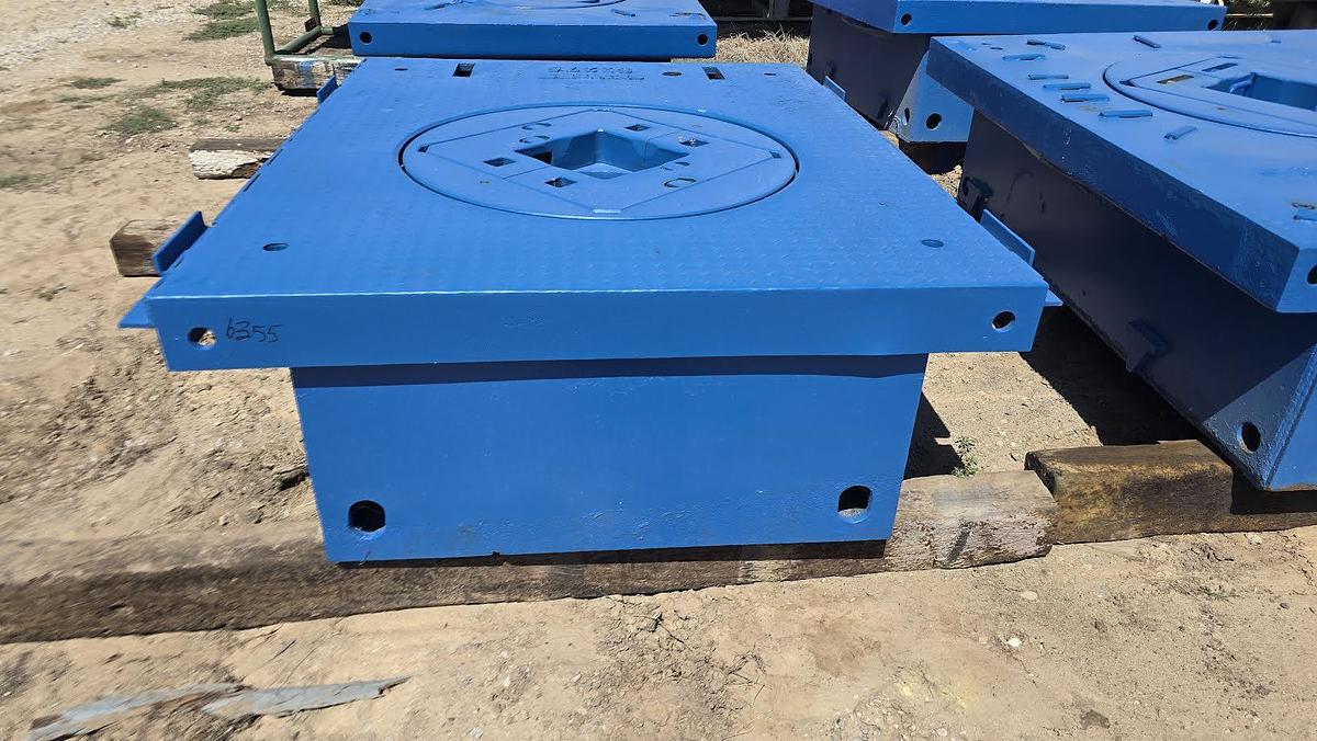 Used Sentry SI 275 Rotary Table