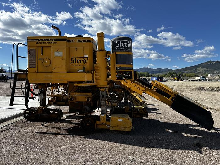 Used 1996 Gomaco GT-3600 Curb & Gutter Machine